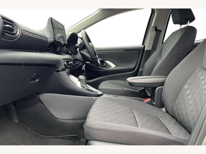 Used Toyota Yaris Hybrid 116 HP (85 kW) 2024 Other Hatchback