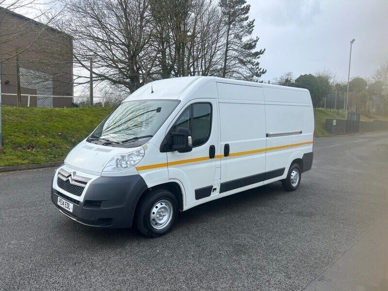 White Used 2014 Citroën Relay Van | £3,990 - Image 1/4