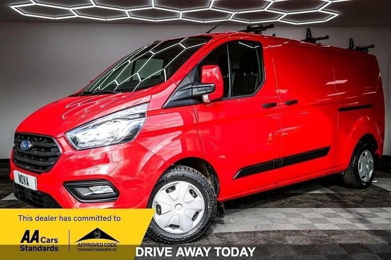 Used Ford Transit Custom Trend 130 HP (95 kW) 2021 Red Van