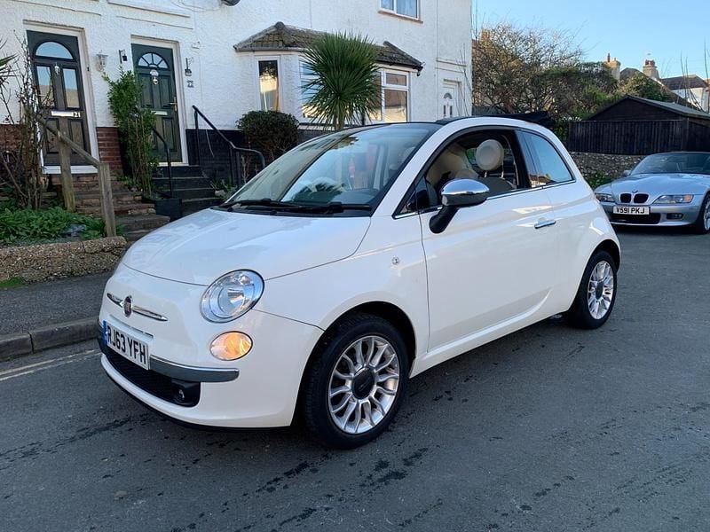 Used Fiat 500C Lounge 69 HP (50 kW) 2014 White Cabriolet