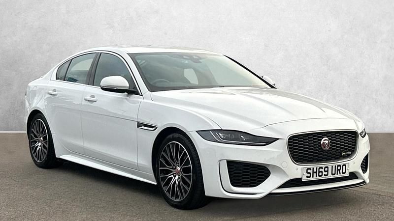 Used Jaguar XE R-Dynamic 249 HP (183 kW) 2019 White Sedan