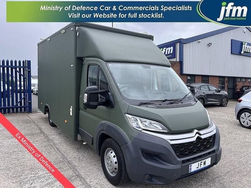 Matte green Used 2017 Citroën Relay Van | £19,995 - Image 1/4