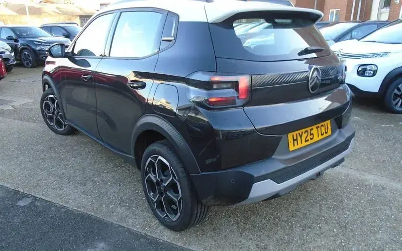 Usado Citroën C3 101 CV (74 kW) 2025 Negro SUV