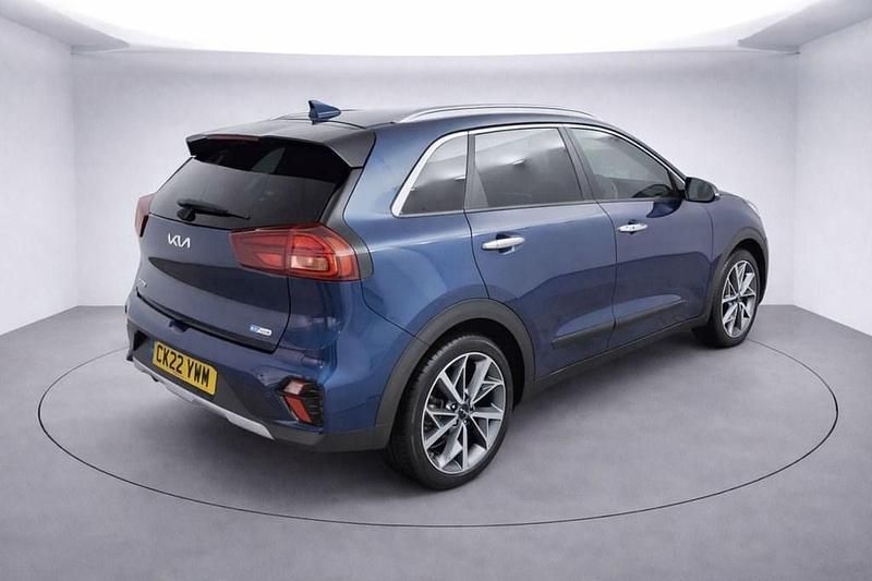 Used Kia Niro 139 HP (102 kW) 2022 Blue SUV
