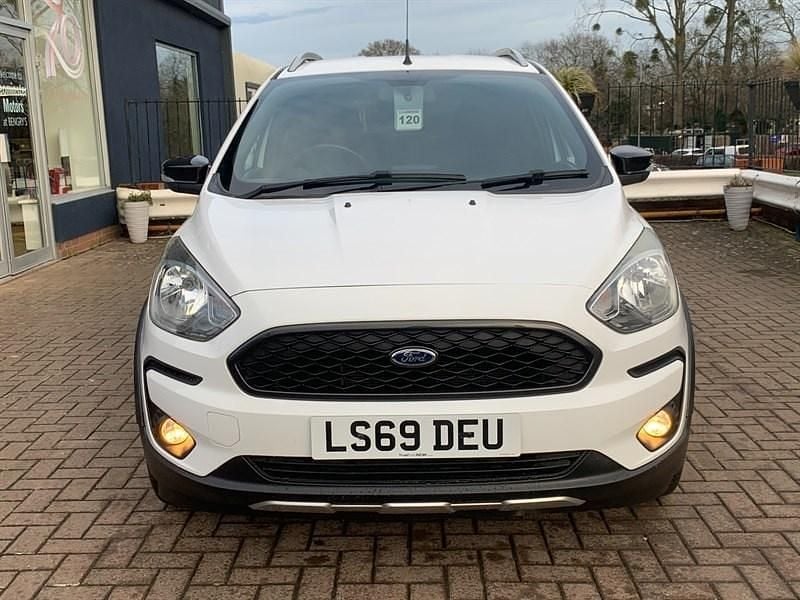 Used Ford Ka Plus Active 85 HP (62 kW) 2019 White Hatchback