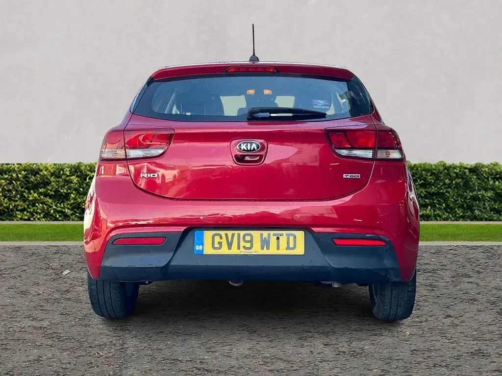 Used Kia Rio 2019 Red Hatchback