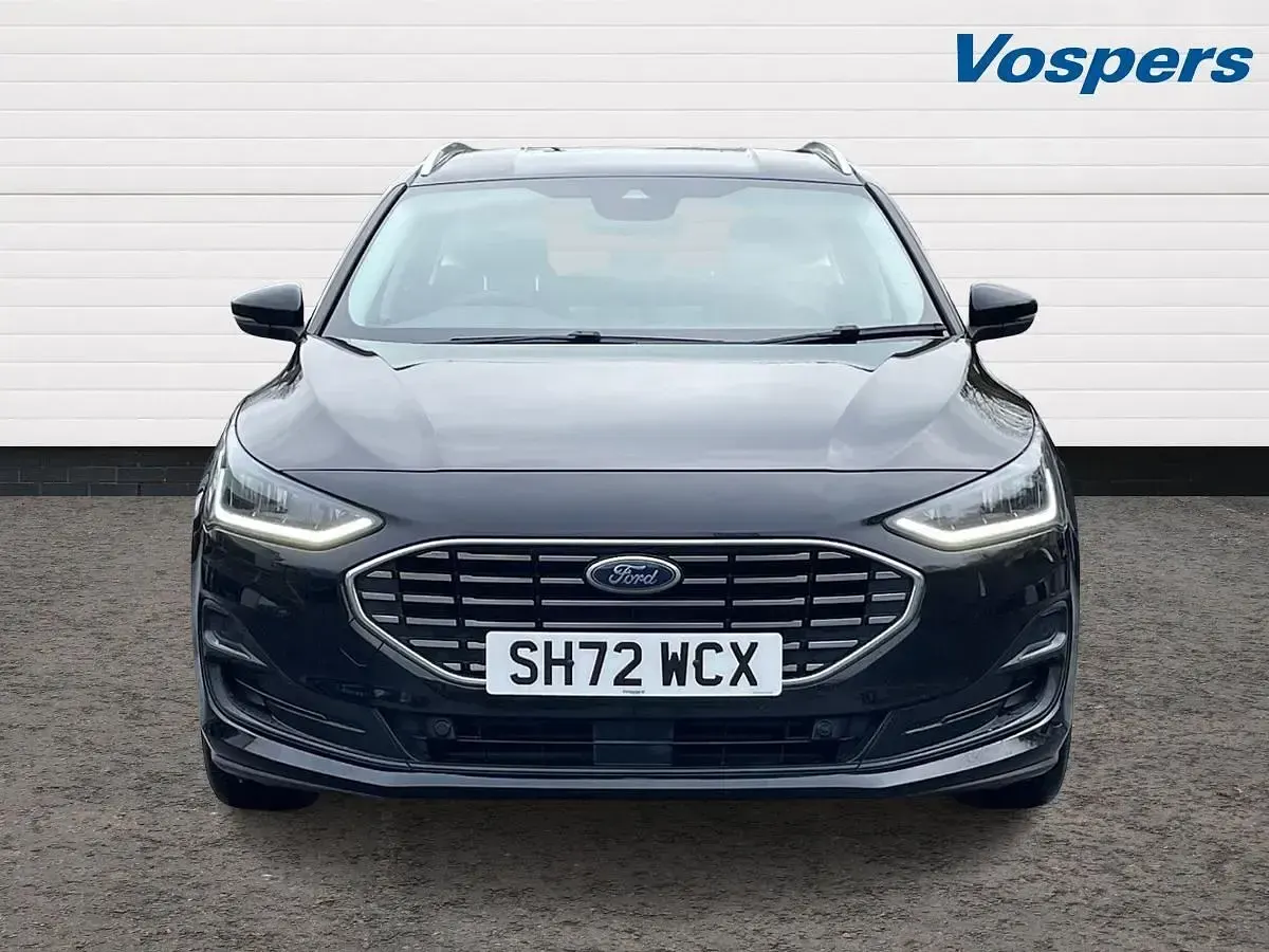 Usado Ford Focus Titanium 125 HP (91 kW) 2022 Preto Carrinha