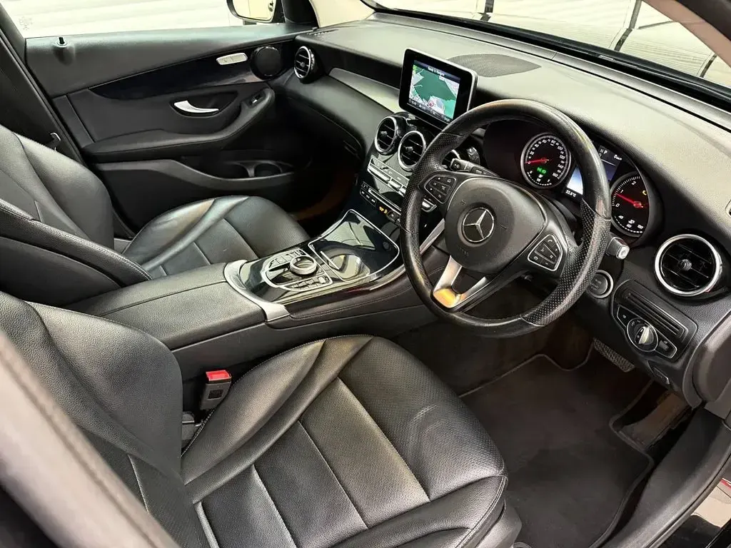 Used Mercedes GLC220 Urban 2019 Black SUV