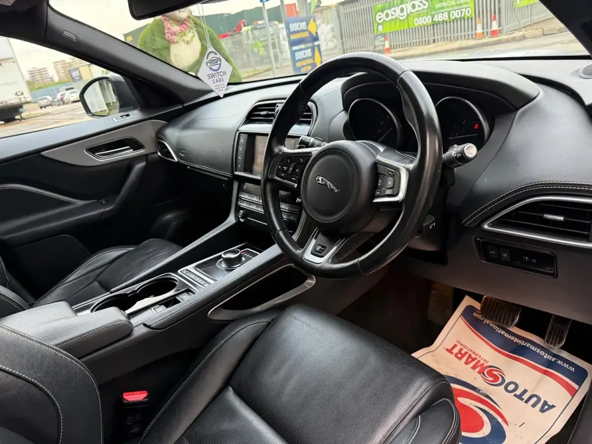 Used Jaguar F-Pace R-Sport 2017 White SUV