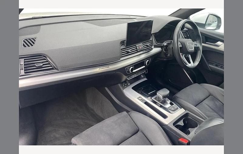 Used Audi Q5 S-Line 204 HP (150 kW) 2022 White SUV