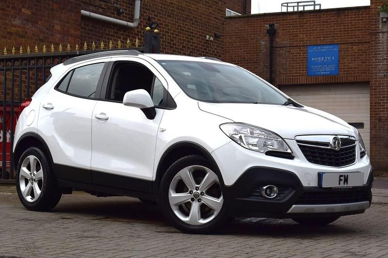 Used Vauxhall Mokka S 2013 White SUV