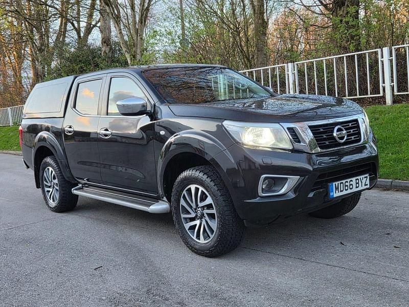 Used Nissan Navara Acenta 2016 Black Pickup