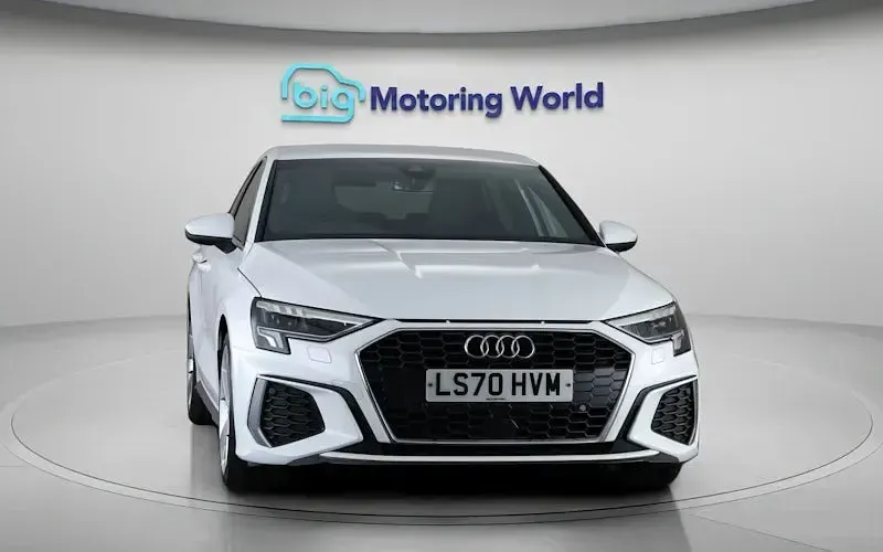 Usado Audi A3 Sportback S-Line 150 HP (110 kW) 2024 Citadino