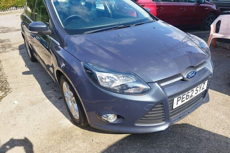 Grey Used 2012 Ford Focus Zetec Hatchback | £3,490 (Good price) - Image 1/1