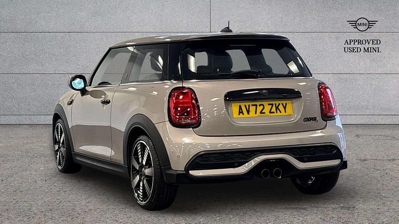 Used Mini Cooper S Exclusive 192 HP (141 kW) 2022 Grey Hatchback