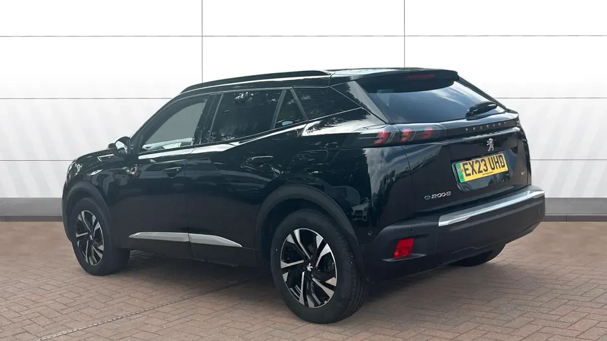 Used Peugeot 2008 GTi 100 kW (136 HP) 2023 Black SUV