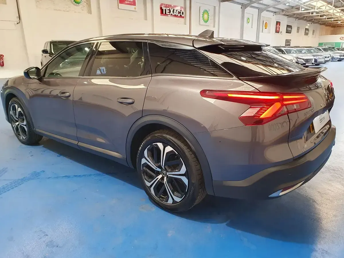 Used Citroën C5 X PureTech 2023 Grey Estate