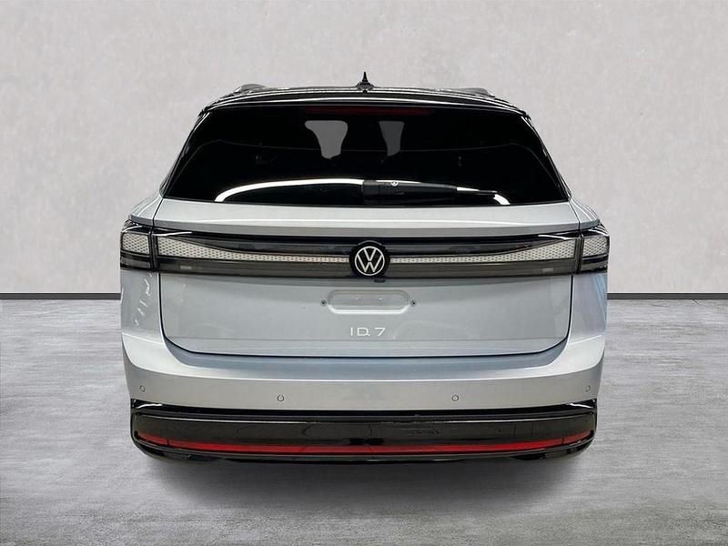 Used VW ID.7 Pro 210 kW (286 HP) 2026 Silver Estate