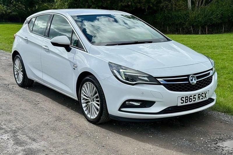 Used 2015 Vauxhall Astra Elite Hatchback | £4,750 (A bit pricey) - Image 1/1