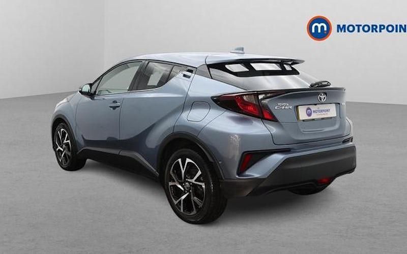 Usado Toyota C-HR Design 122 HP (89 kW) 2023 SUV