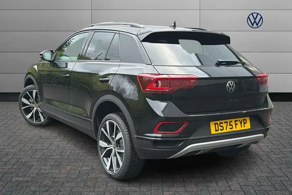 New VW T-Roc Design 115 HP (84 kW) 2026 Black SUV