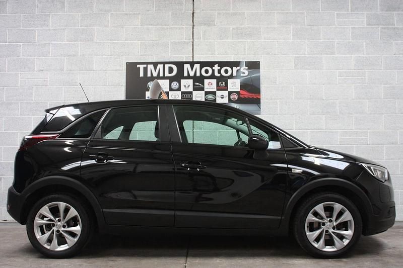 Used Vauxhall Crossland X S 102 HP (75 kW) 2019 Black SUV