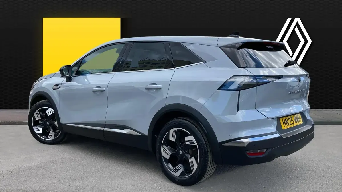 Käytetty Renault Symbioz Techno 143 HP (105 kW) 2025 Harmaa Katumaasturi