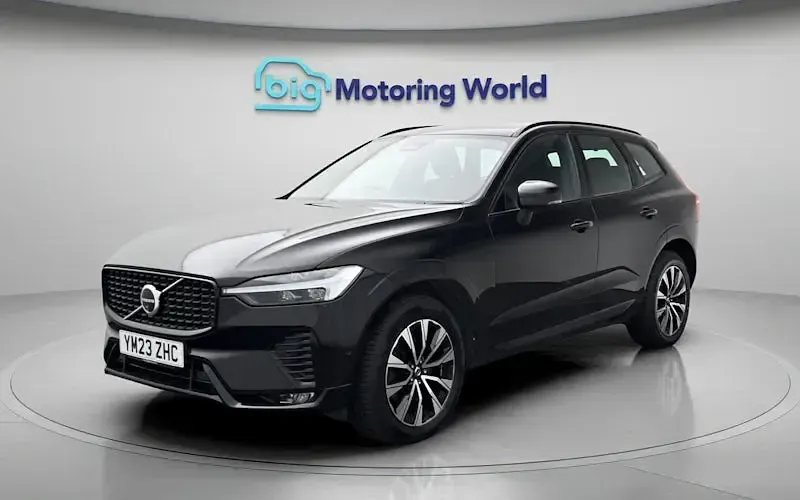 Used Volvo XC60 Plus 250 HP (183 kW) 2023 Black SUV