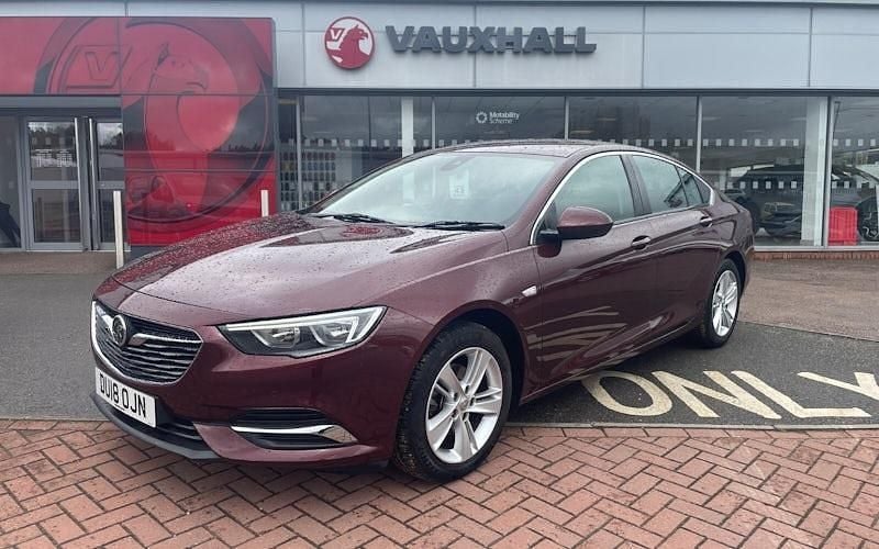 Red Used 2018 Vauxhall Insignia Sport Hatchback | £7,987 (Fair price) - Image 1/4
