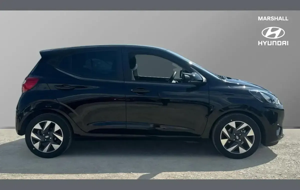 New Hyundai i10 Advanced Plus 67 HP (49 kW) 2026 Phantom black Hatchback