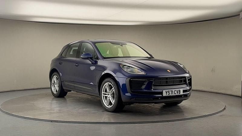 Used Porsche Macan 2021 Gentian blue metallic SUV