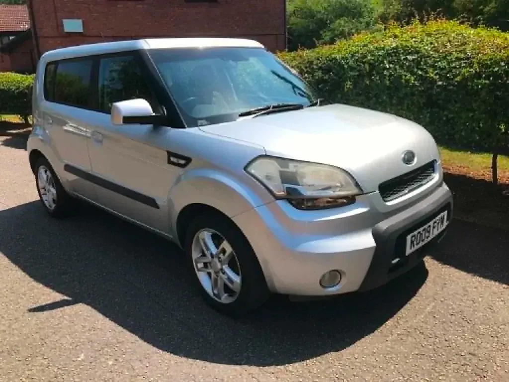 Used Kia Soul 126 HP (92 kW) 2009 Silver SUV