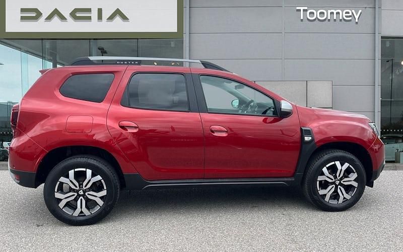 Used Dacia Duster Prestige 90 HP (66 kW) 2022 Red SUV