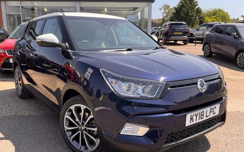 Used 2018 Ssangyong Tivoli Hatchback | £6,795 (Fair price) - Image 1/4