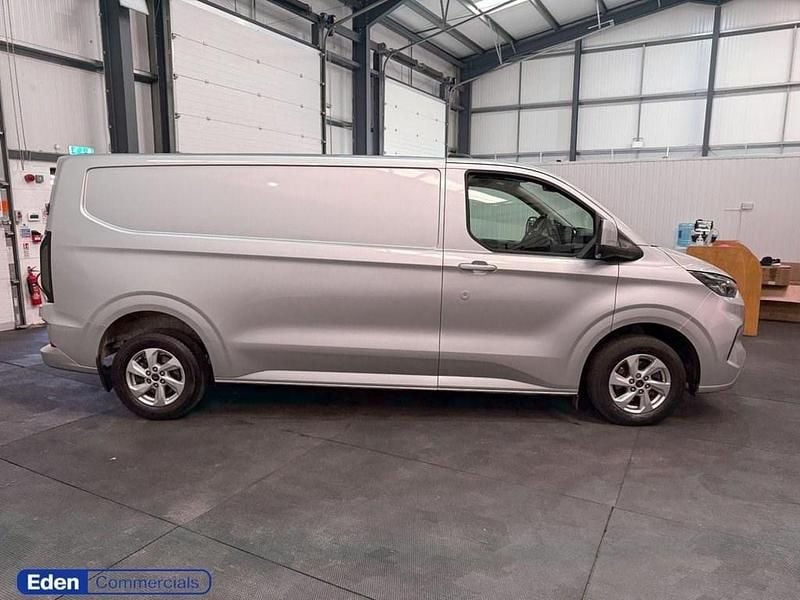 Używany Ford Transit Custom Limited 136 KM (100 kW) 2024 Srebrny Van