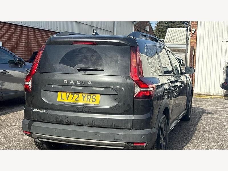 Second-hand Dacia Jogger Extreme 2022 Negru Monovolum