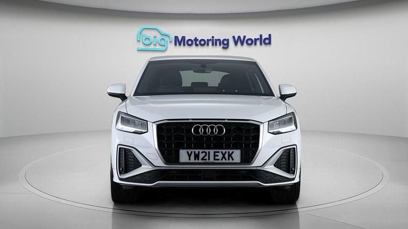 Used Audi Q2 S-Line 148 HP (108 kW) 2021 White SUV