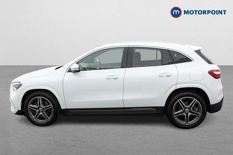 Used Mercedes GLA200 Executive 163 HP (119 kW) 2024 White SUV