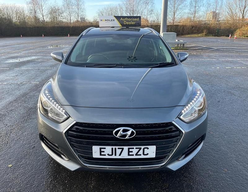 Used Hyundai i40 SE 141 HP (103 kW) 2017 Silver Estate
