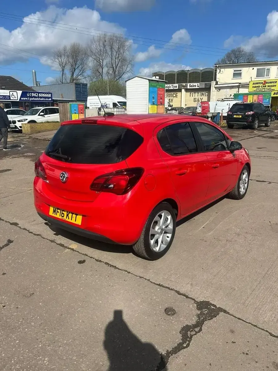 Second-hand Vauxhall Corsa SRi 75 CP (55 kW) 2016 Roșu Hatchback