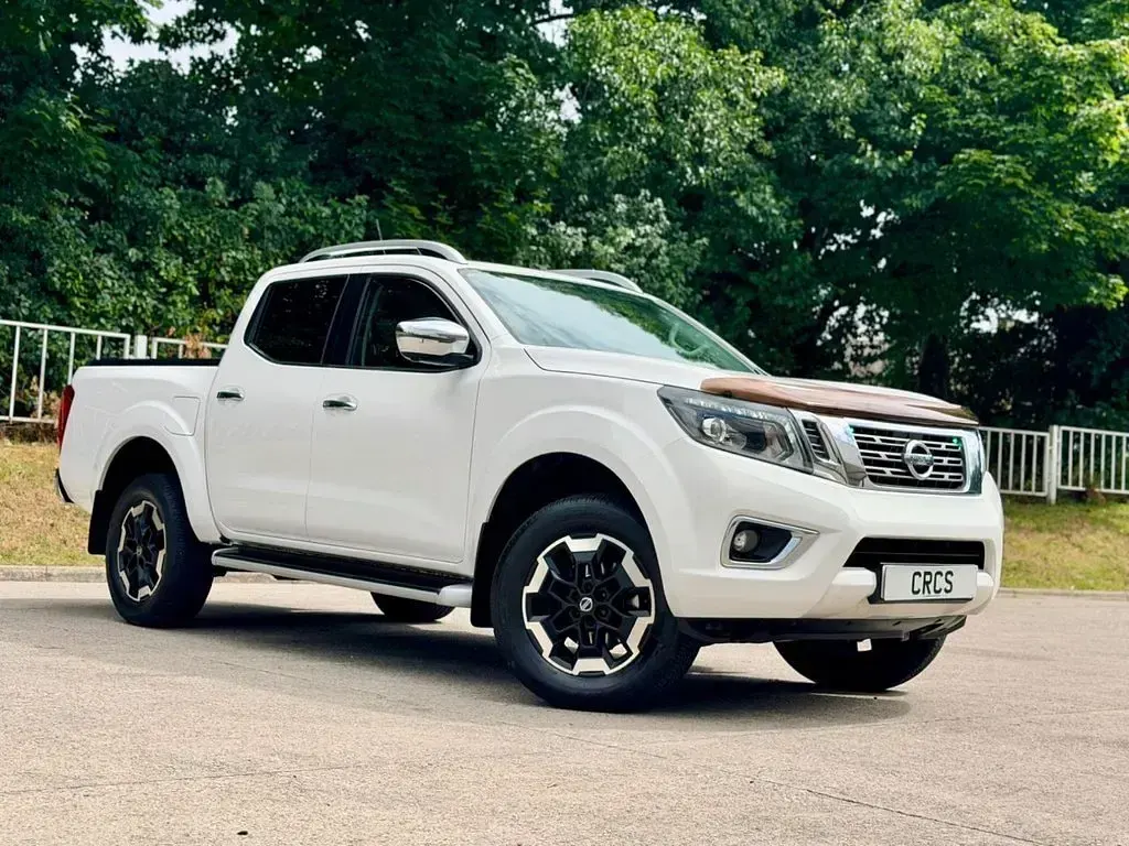 Used Nissan Navara S 190 HP (139 kW) 2019 White Pickup