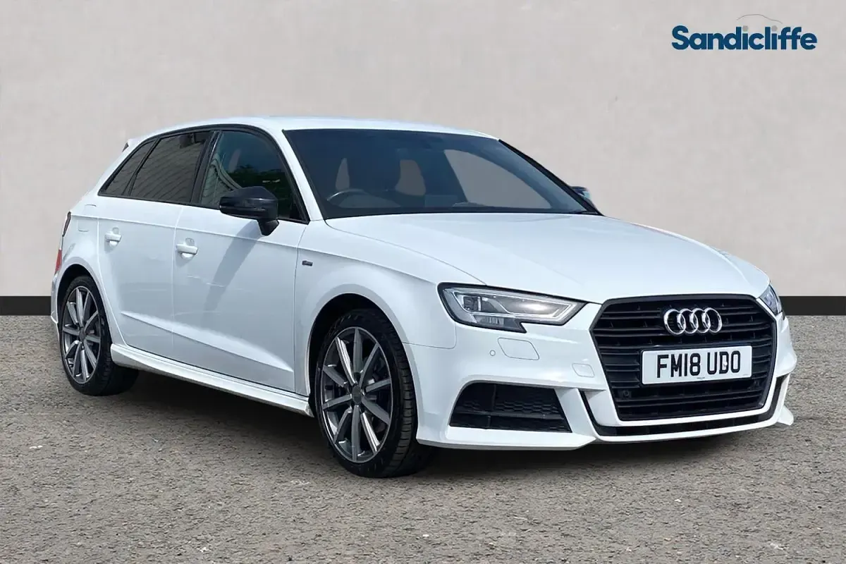 Usado Audi A3 Black Edition 150 HP (110 kW) 2018 Sedan