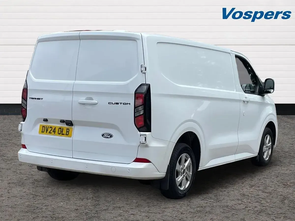 Used Ford Transit Custom Limited 136 HP (100 kW) 2024 White Van