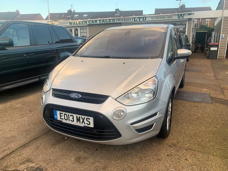 Silver Used 2013 Ford S-MAX Zetec MPV | £4,995 (Fair price) - Image 1/4