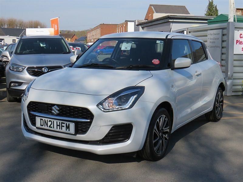 Used Suzuki Swift SZ-L 83 HP (61 kW) 2021 White Hatchback
