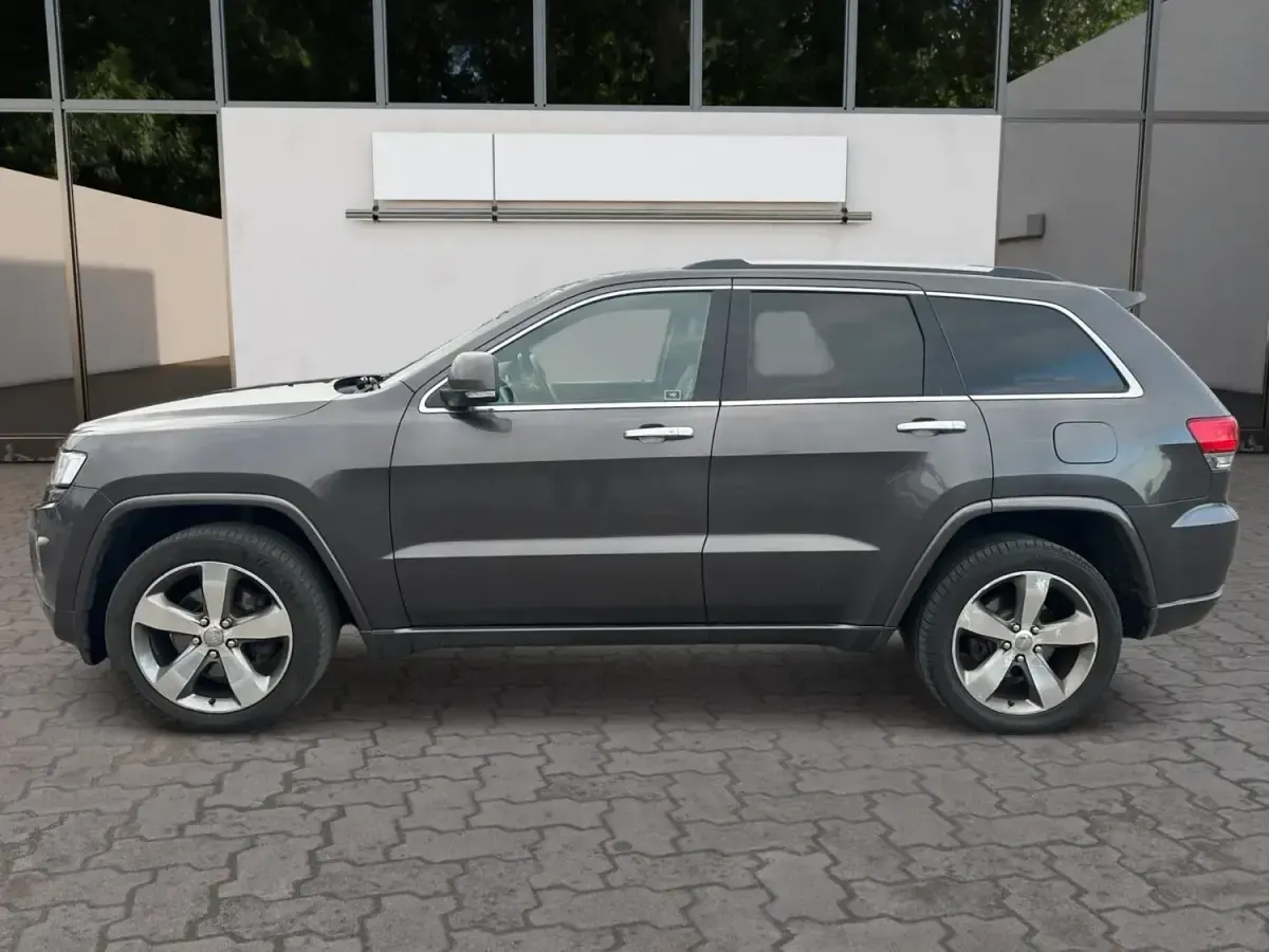 Begagnad Jeep Grand Cherokee Overland 2015 Grå SUV