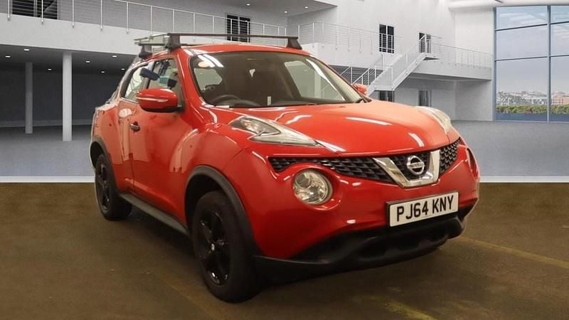 Red Used 2014 Nissan Juke Visia SUV | £3,999 (Good price) - Image 1/4