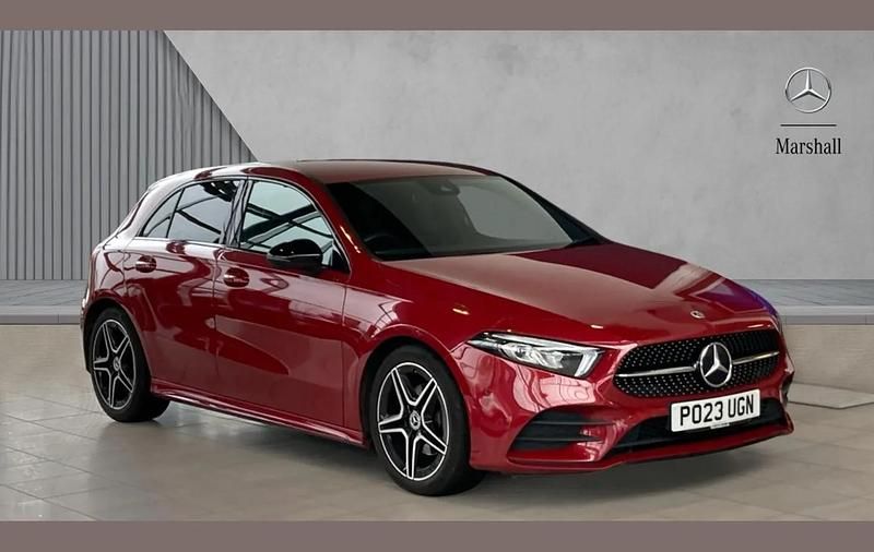Used Mercedes A180 Executive 134 HP (98 kW) 2023 Red Hatchback