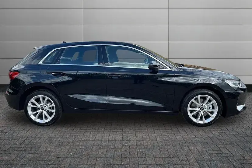 New Audi A3 Sportback e-tron Sport 201 HP (147 kW) 2026 Mythos black Hatchback