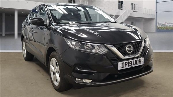 Black Used 2019 Nissan Qashqai Acenta Premium SUV | £12,800 (Good price) - Image 1/1